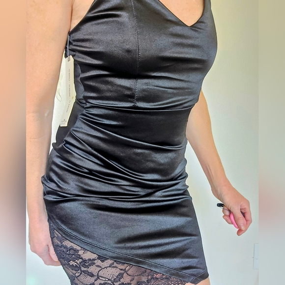 🖤NWT Spagetti Strap Lace Cocktail Dress - Picture 3 of 7